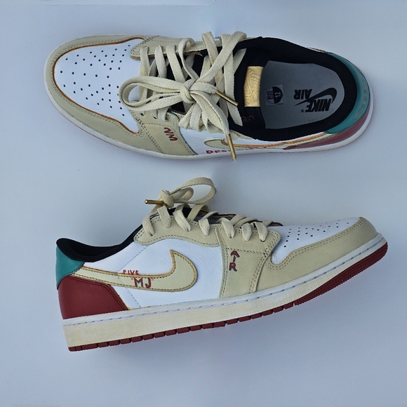 Custom AJ1 OG - Picture 6 of 7